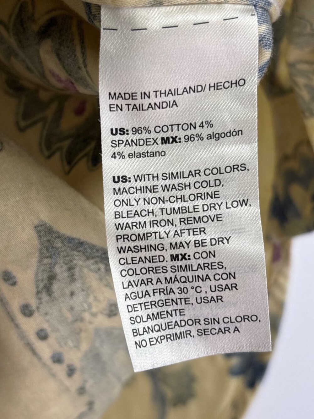 Chico's No Iron Floral 3/4 Sleeve Button Shirt Top Beige Size 2.5 (14 ) - Picture 4 of 5